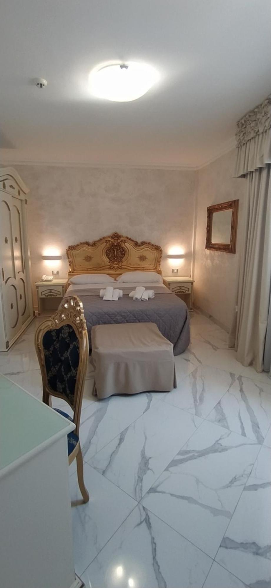 Hotel Paradise Porto Cesareo Exterior photo