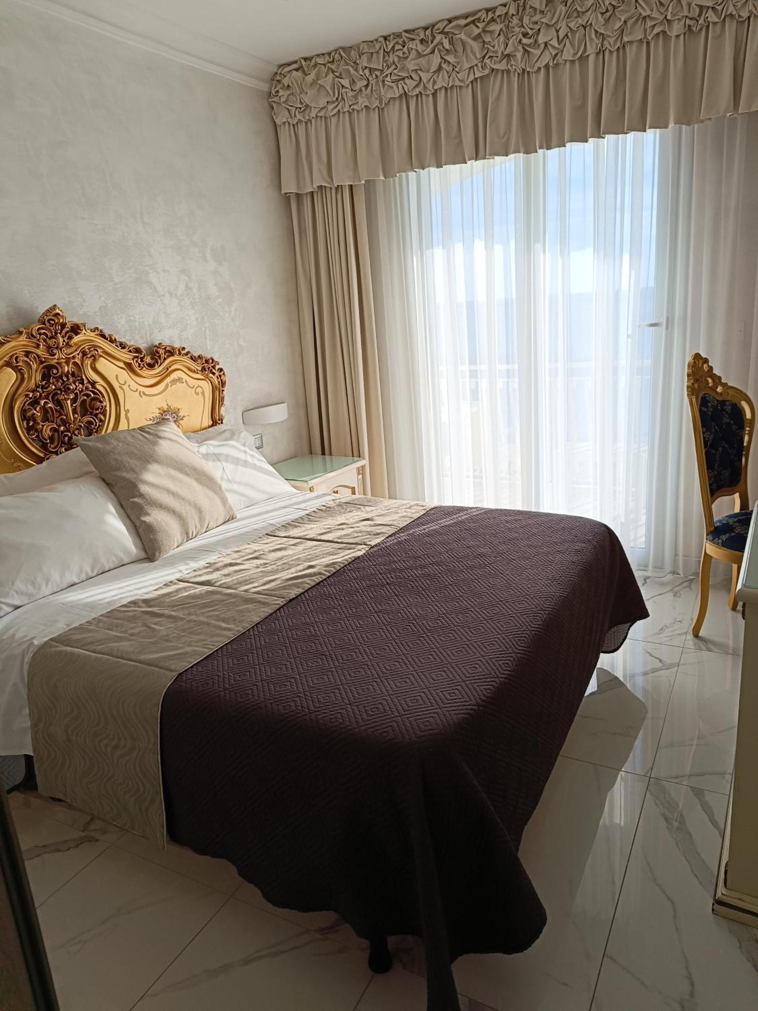 Hotel Paradise Porto Cesareo Exterior photo